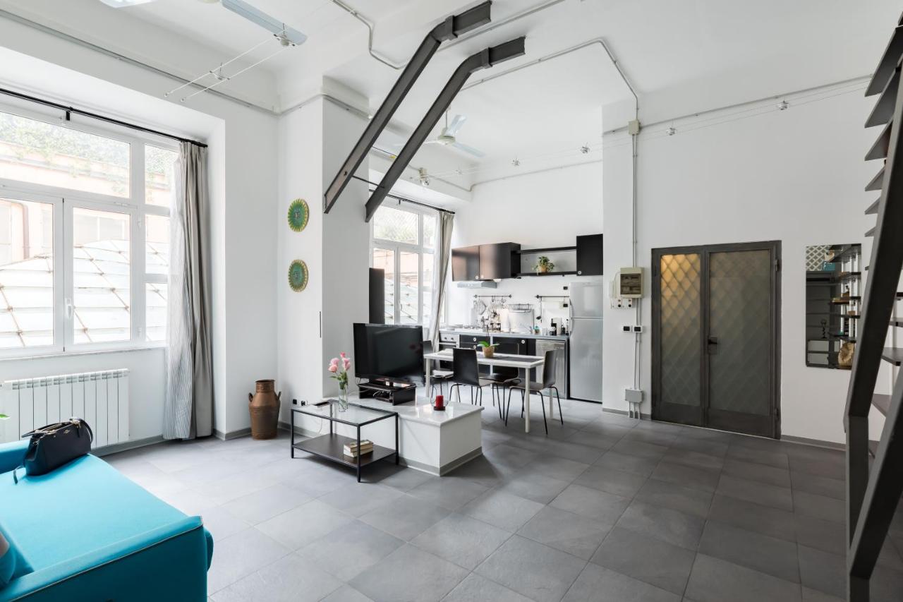 Trevi Fountain Modern Loft Apartment โรม ภายนอก รูปภาพ