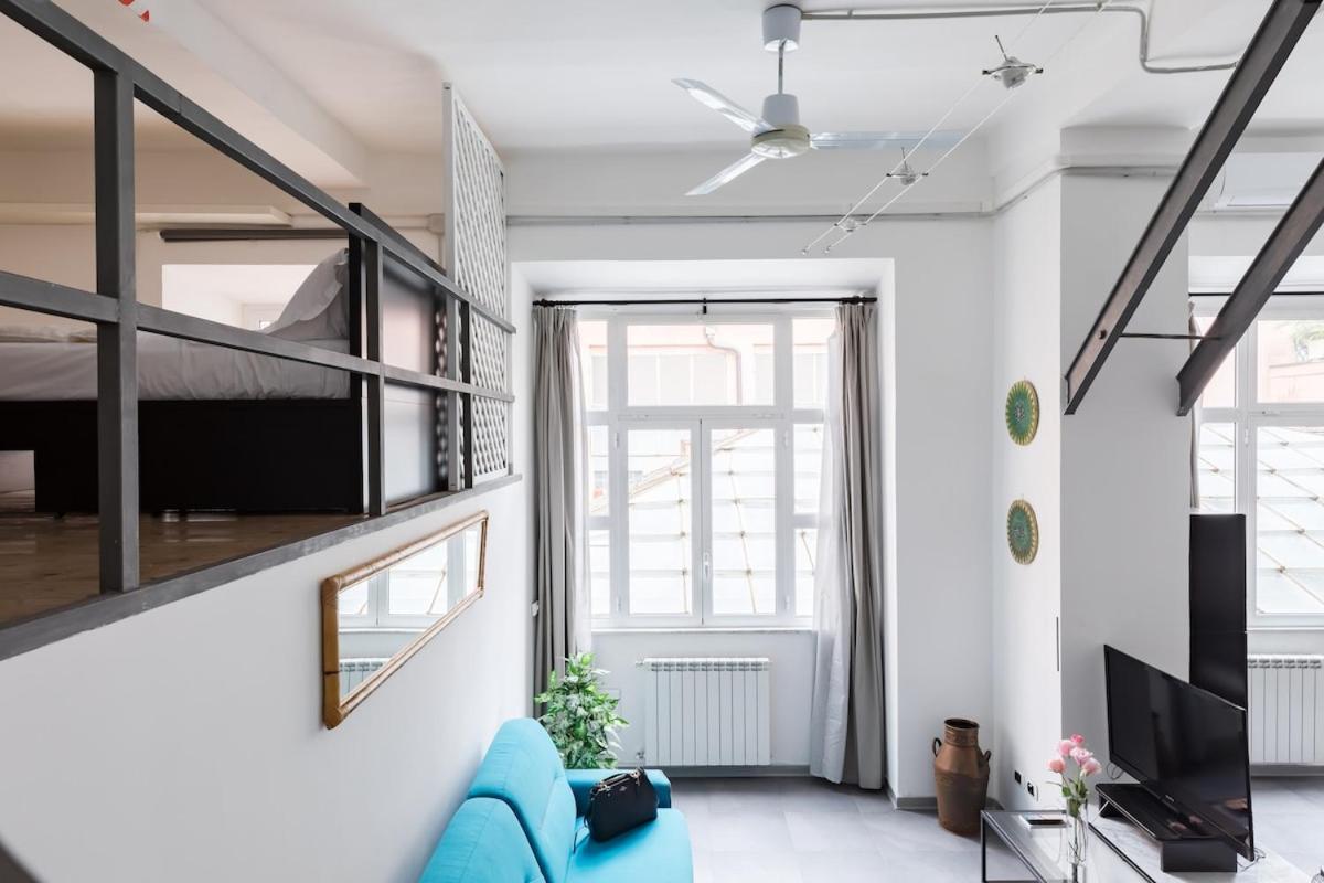 Trevi Fountain Modern Loft Apartment โรม ภายนอก รูปภาพ