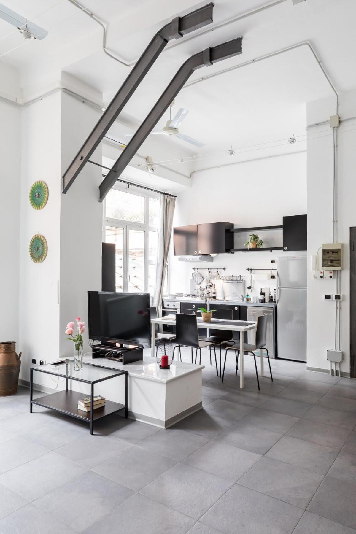 Trevi Fountain Modern Loft Apartment โรม ภายนอก รูปภาพ